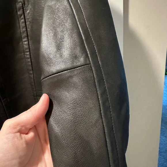 AVANTI Black Leather Women's Jacket - Picture 14 of 15